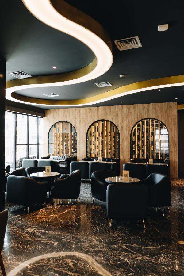 Grand Central Premier Medan Exterior photo