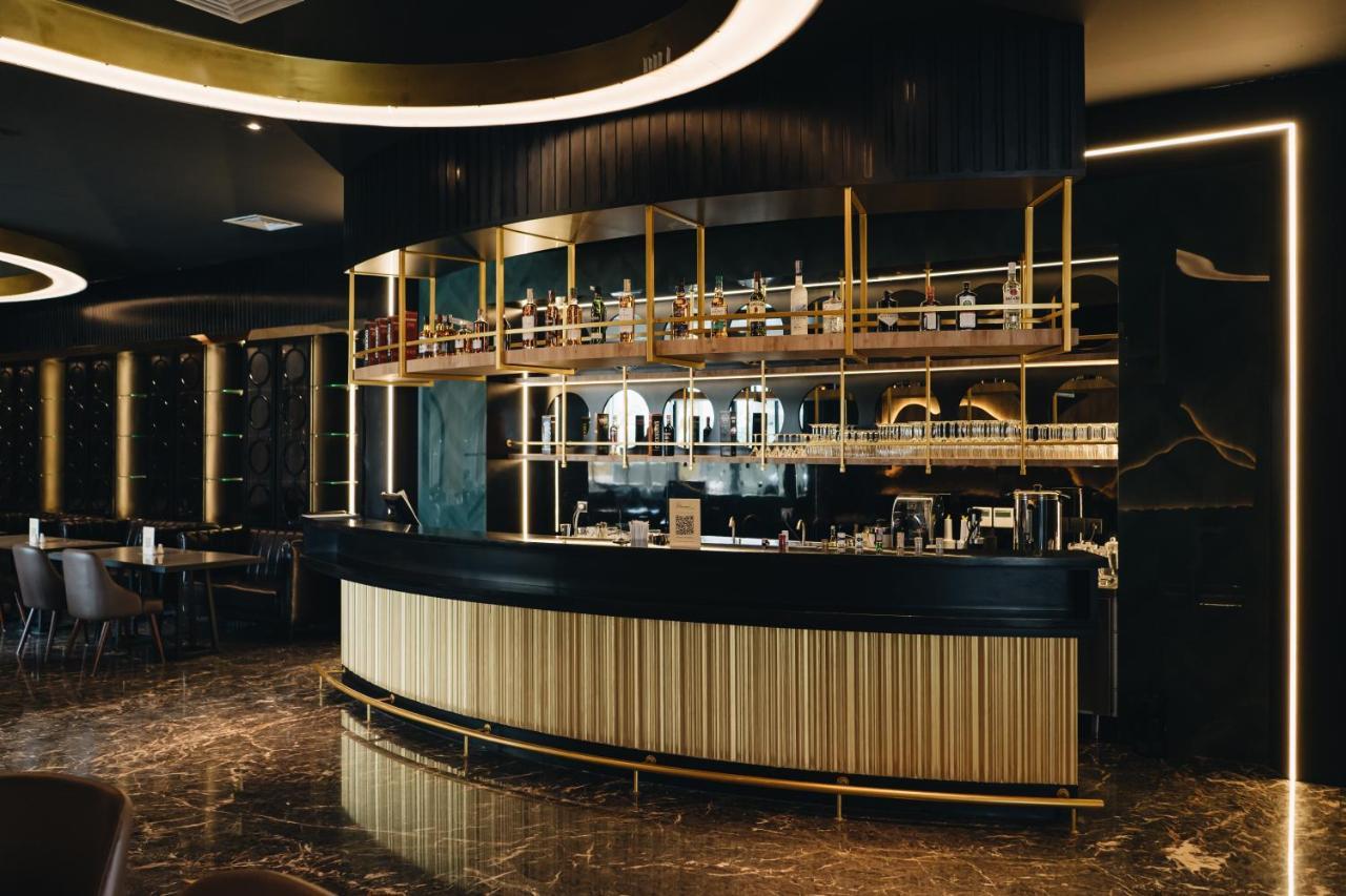 Grand Central Premier Medan Exterior photo